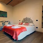Martini86 - Comodo, Subito Fuori Le Mura - Naonbnb Appartement